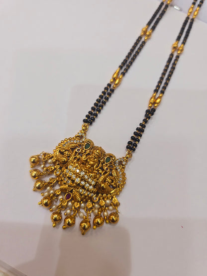 Long Black beads 248J