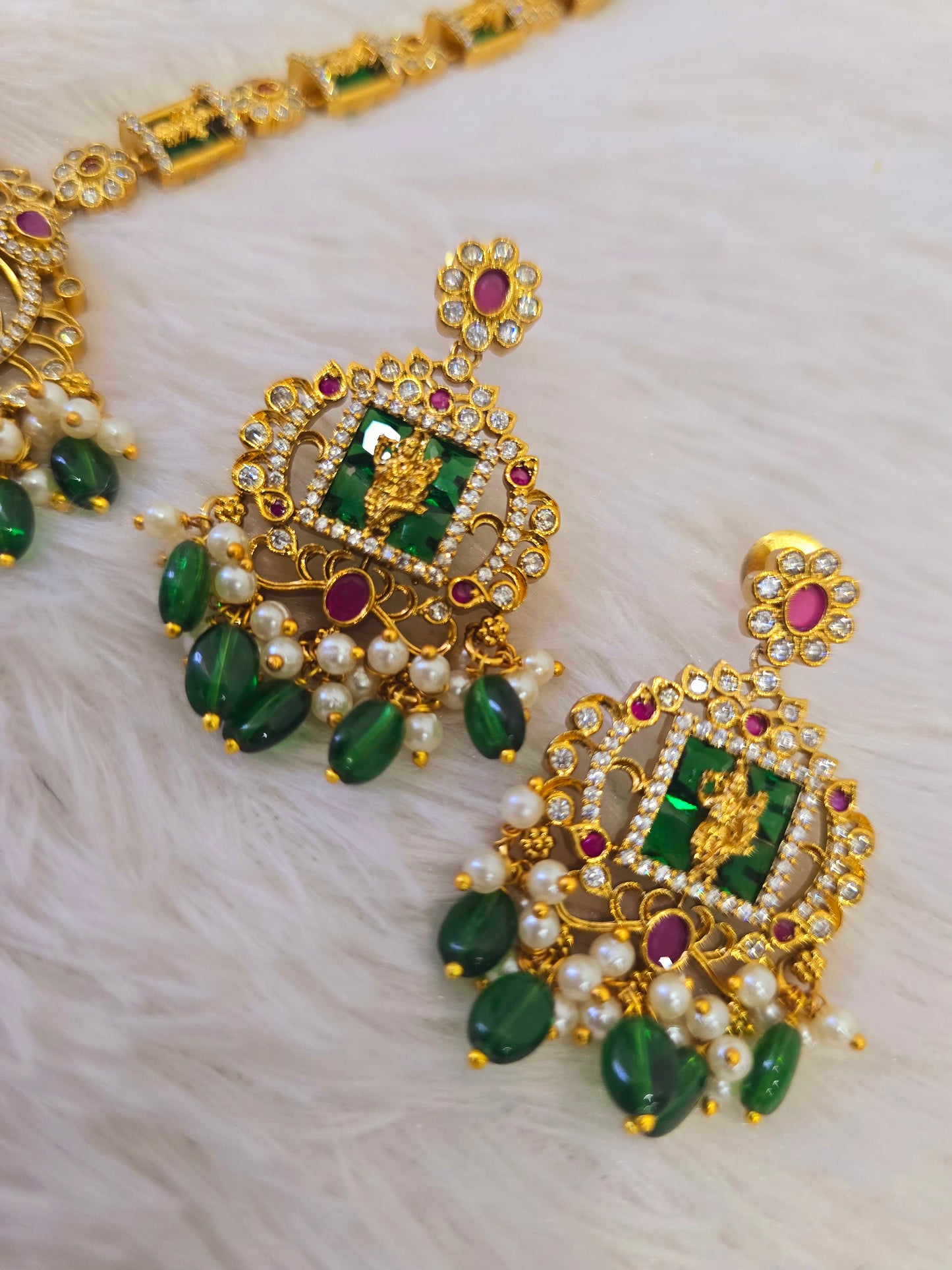 Neck set with earrings code SLS 730J