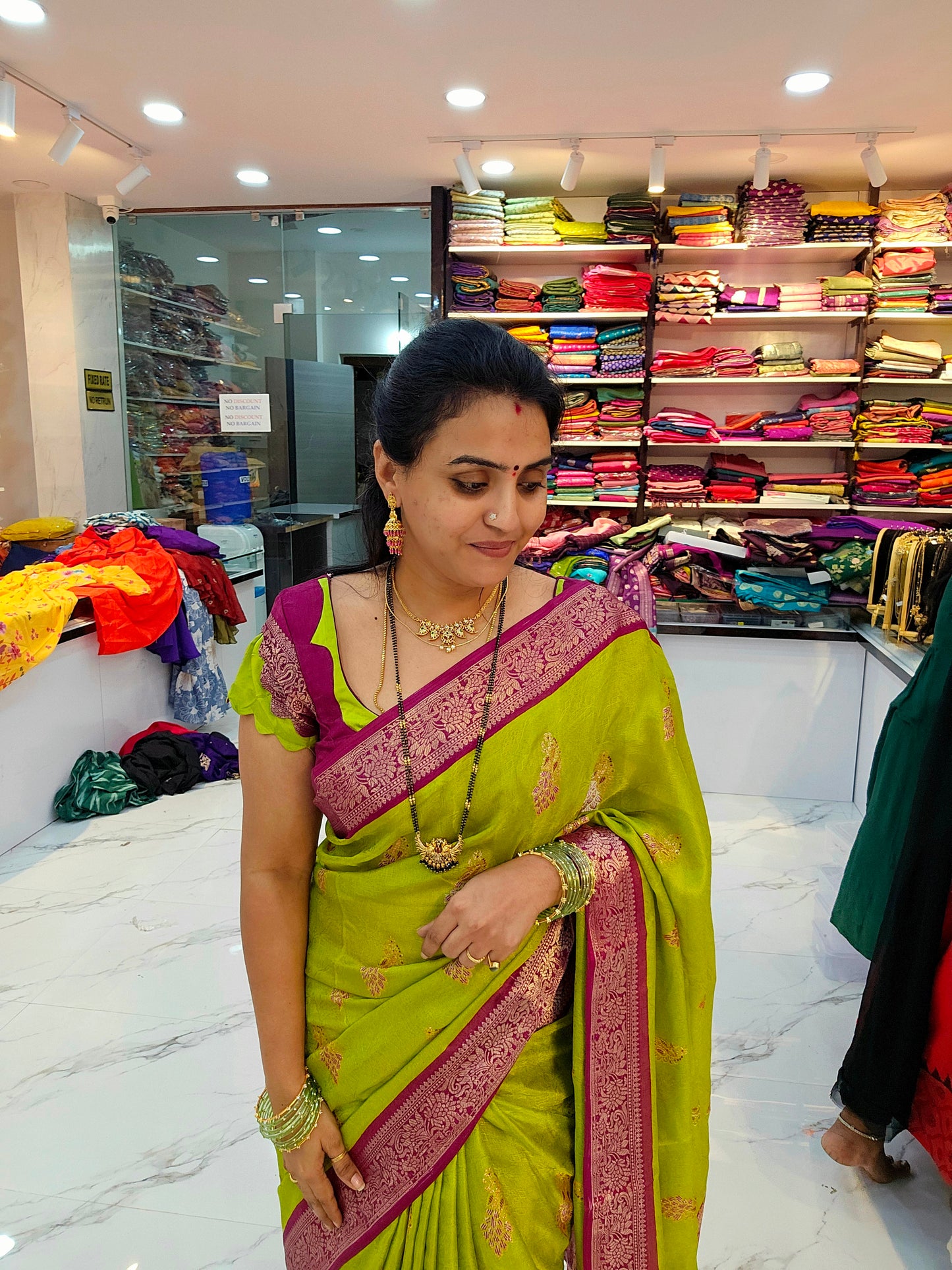 Saree un stiched blouse code SLS 686