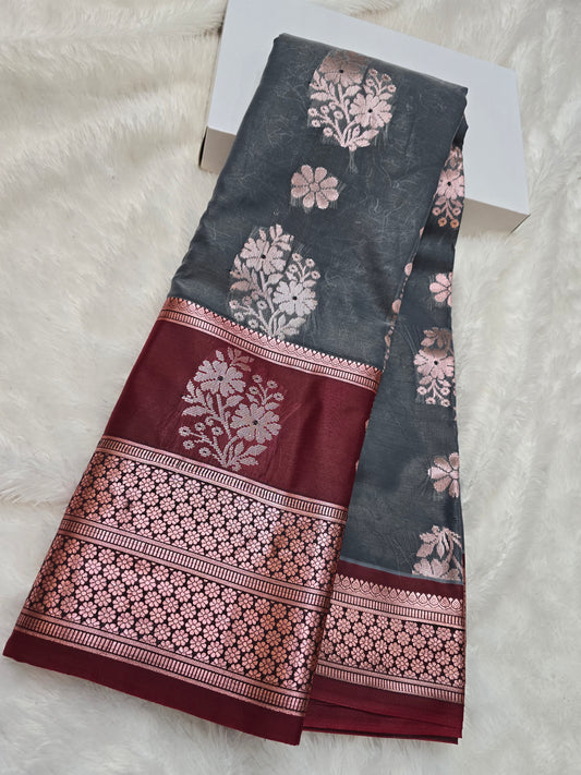 Saree un stiched blouse code SLS 560