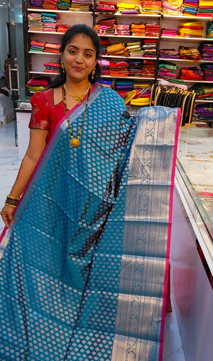 Saree un stiched blouse code SLS 553