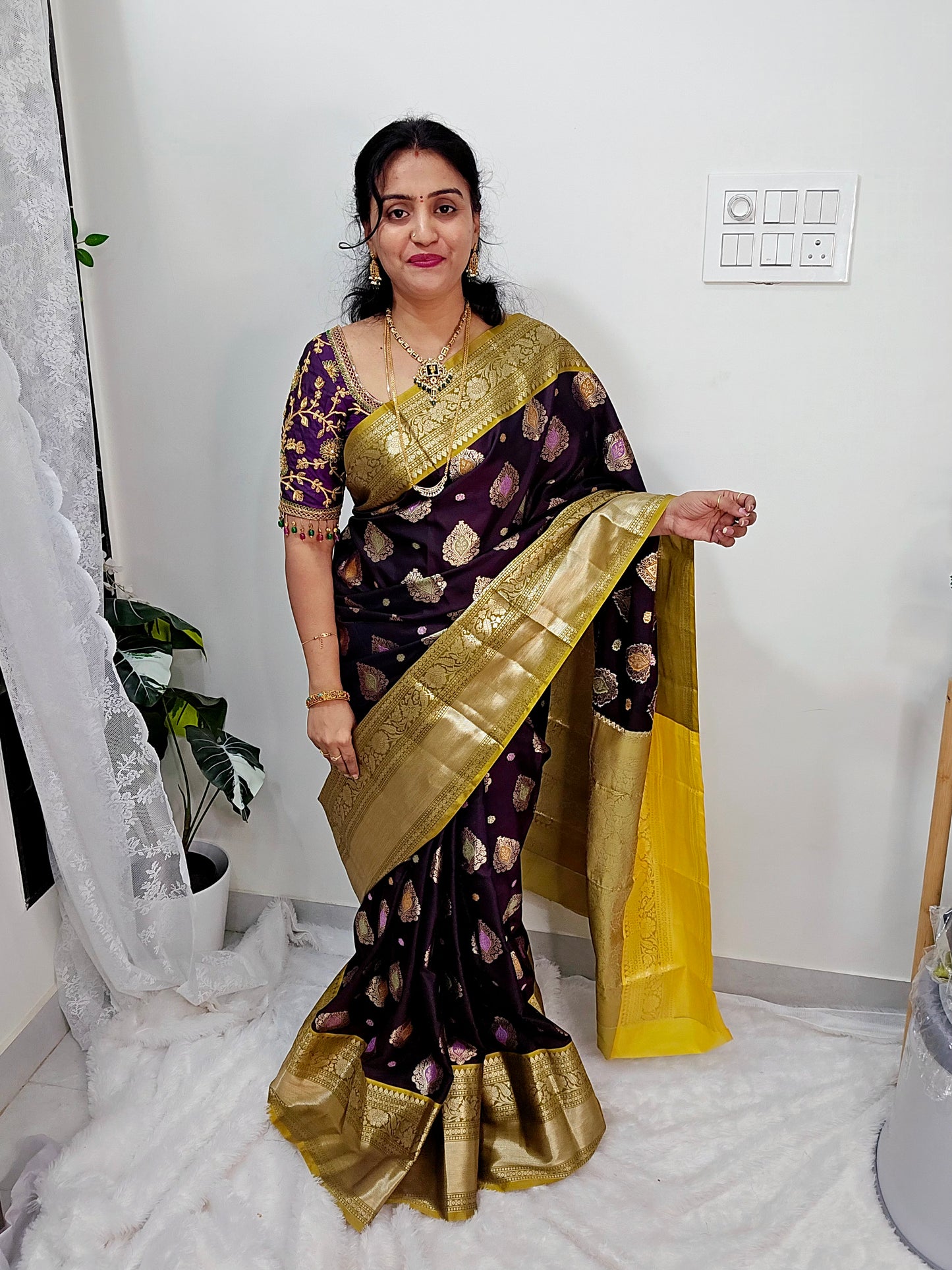Saree un stiched blouse code SLS 440
