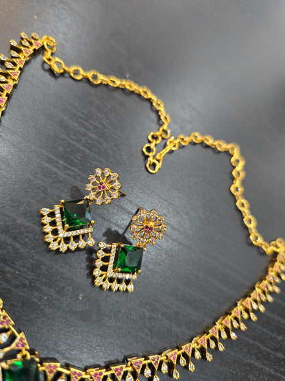 Green Neck set with earinges code SLS 512J