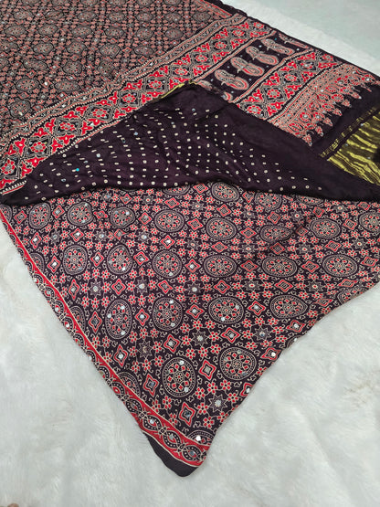 Coffe color Saree un stiched blouse code SLS  651
