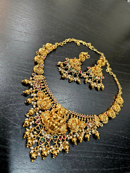 Neck set with earrings code SLS 442J