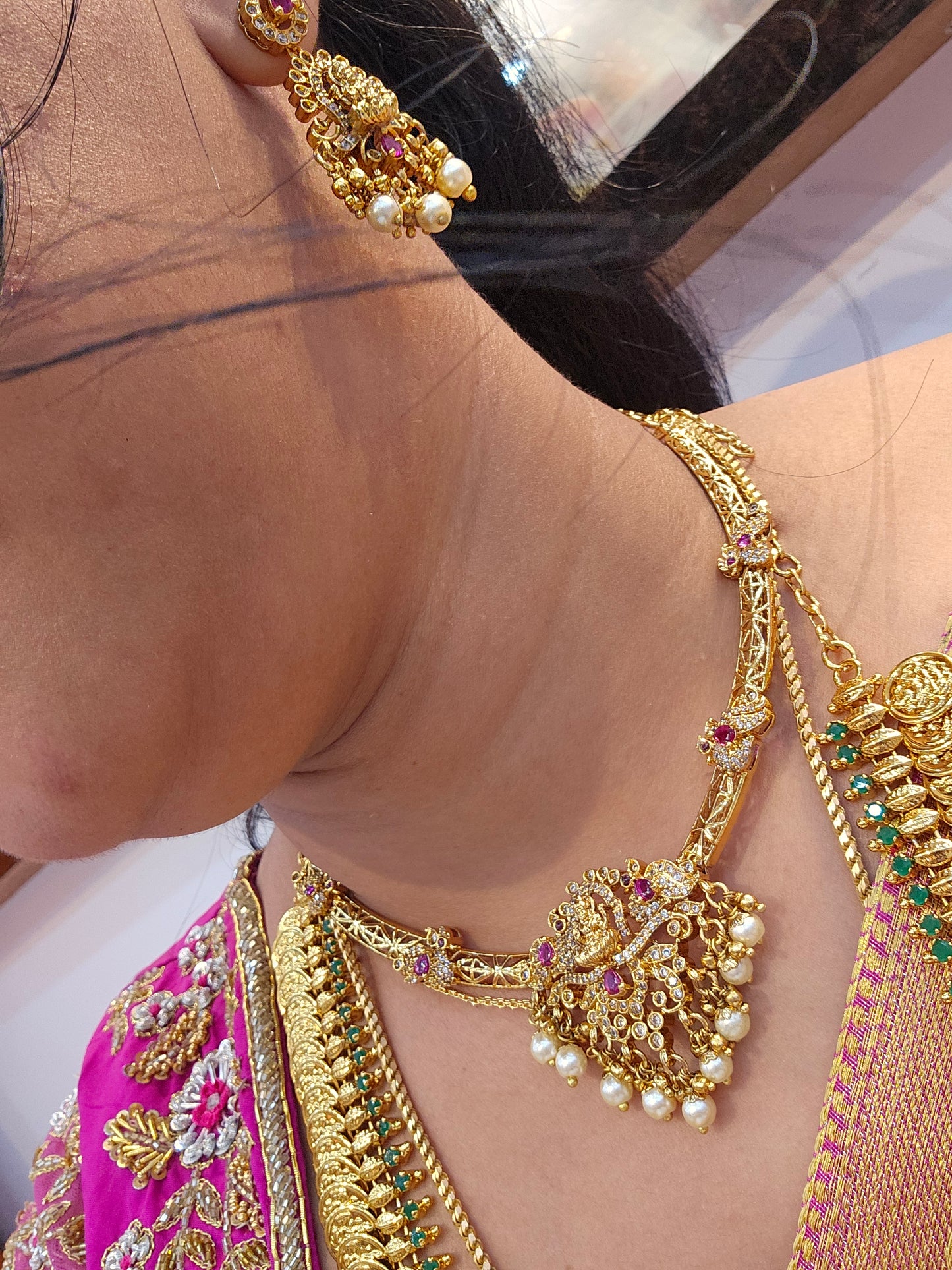 Neck set with earrings code SLS 892J