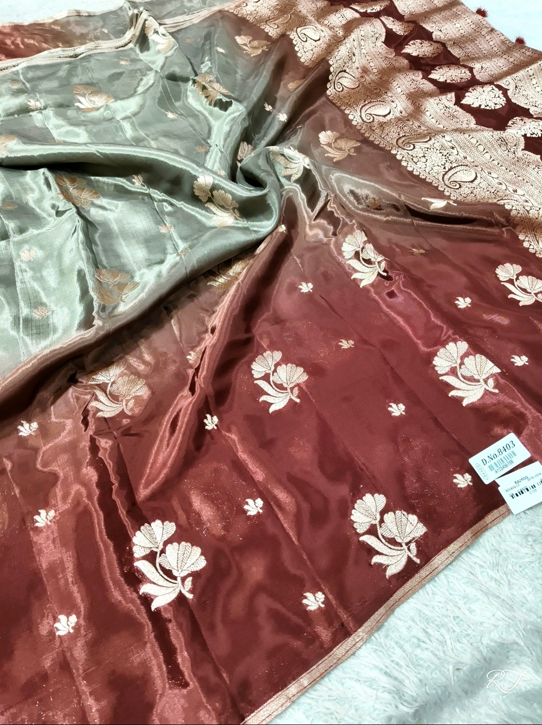 Saree un stiched blouse code SLS 501