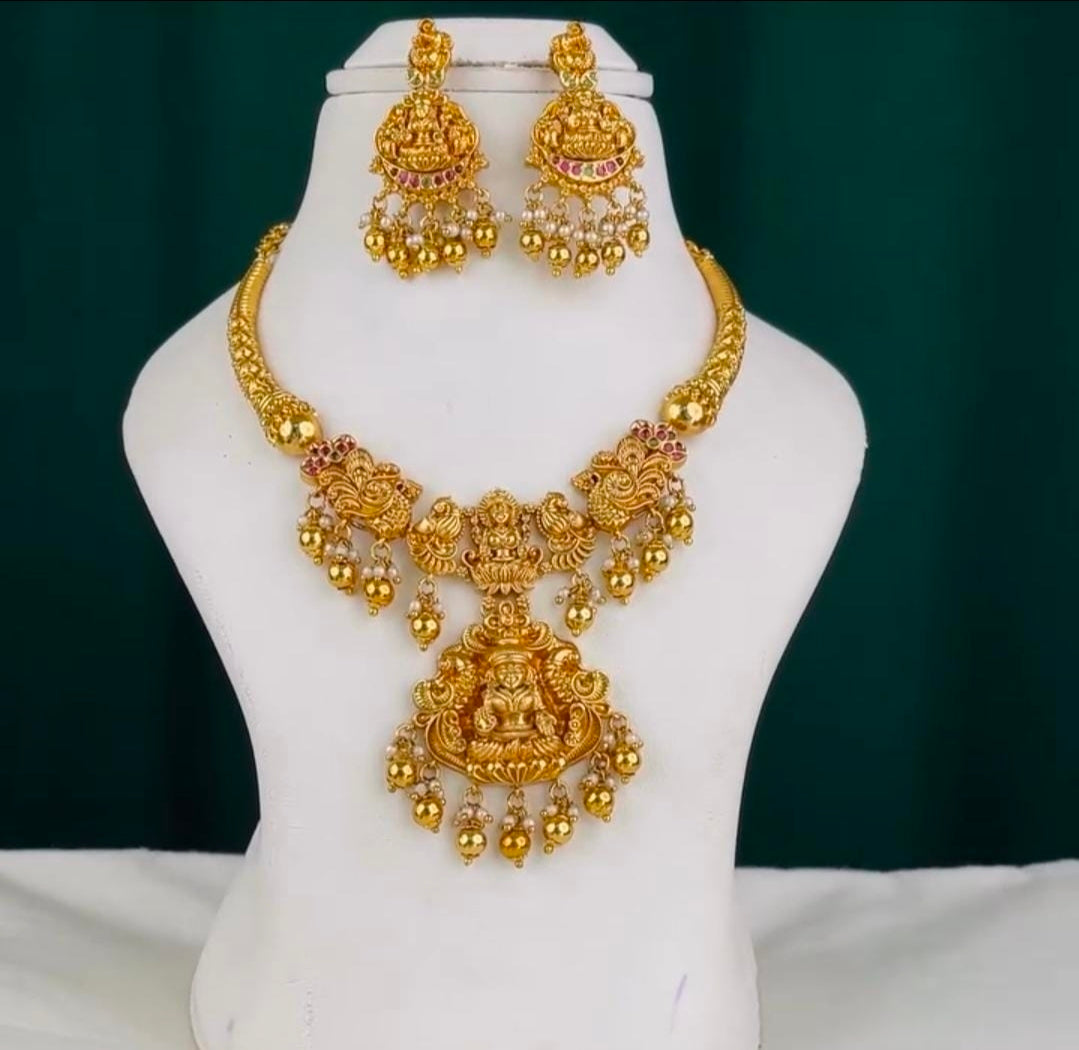 Neck set with earinges code SLS 560J