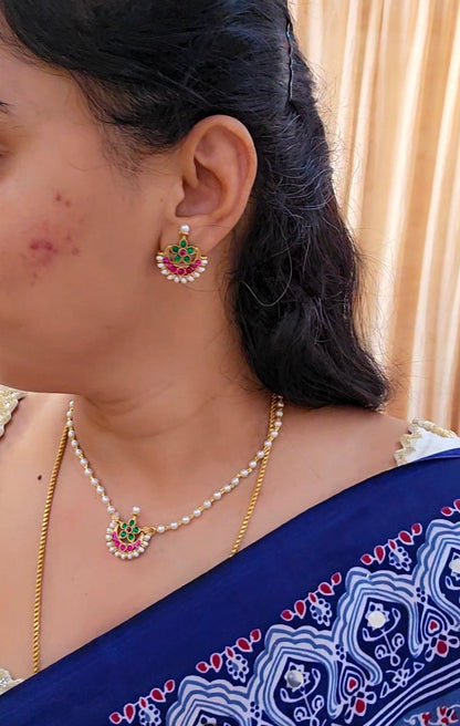 Neck set with earinges code SLS 143J
