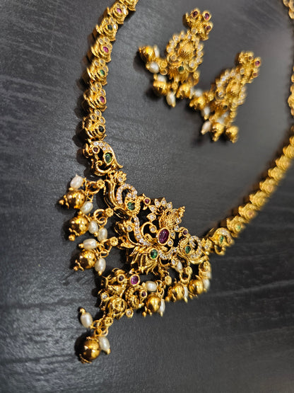 Neck set with earrings code SLS 760