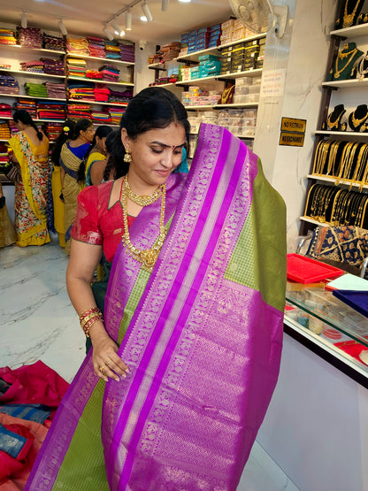 Saree un stiched blouse code 693