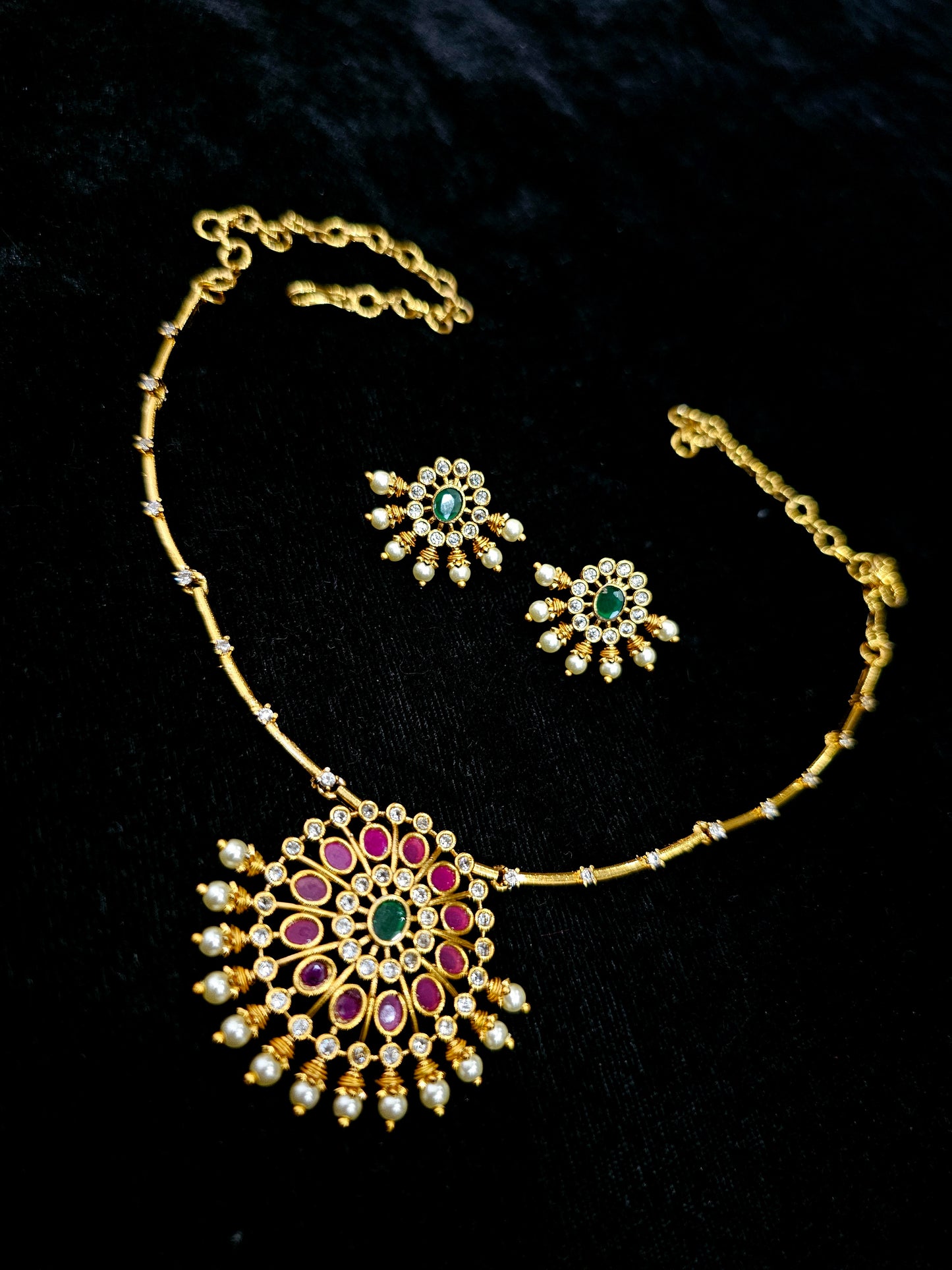 Neck set with earrings code SLS 715J