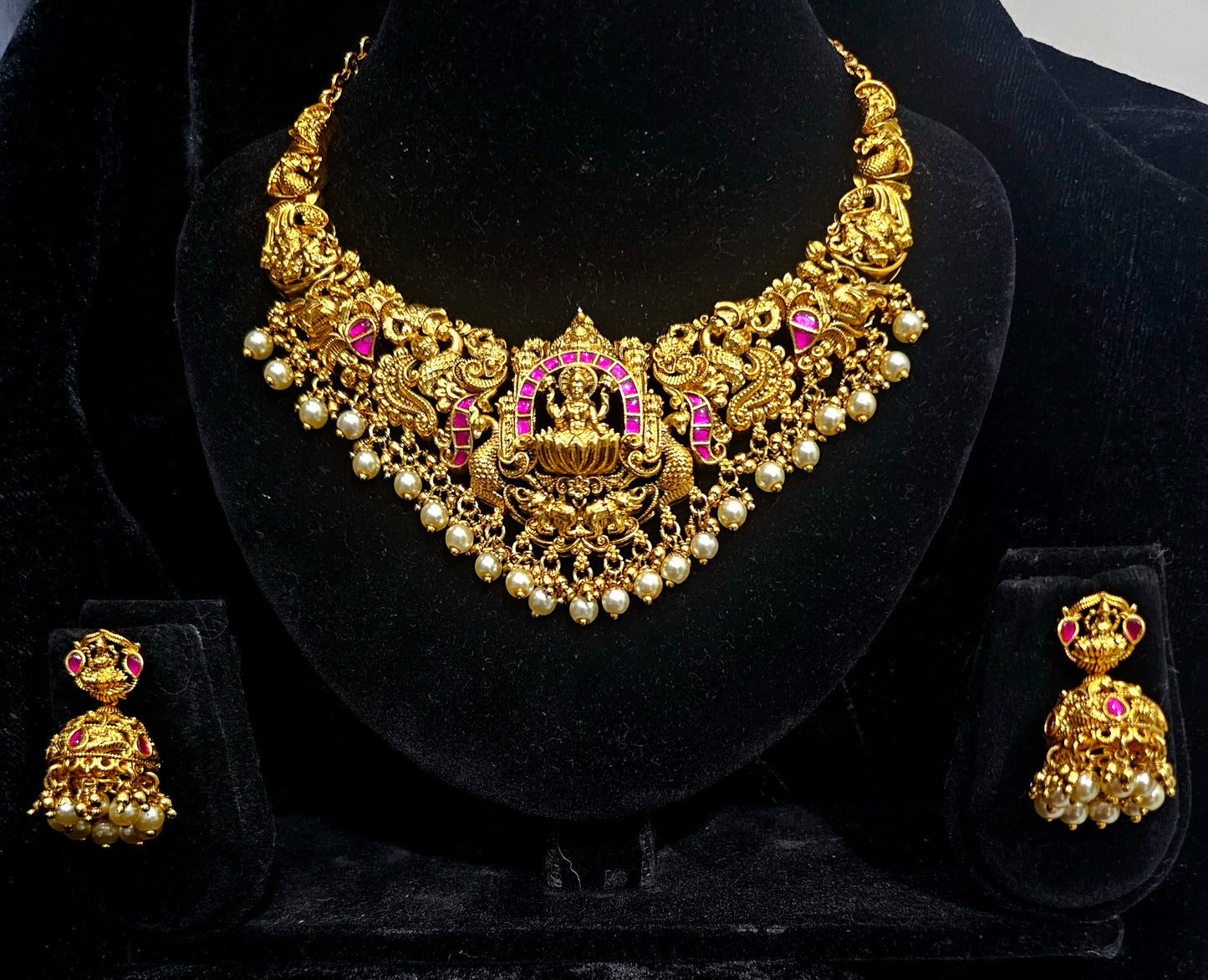 Real jadavu kundans neck set with screw bag earrings  COde SLS 736J