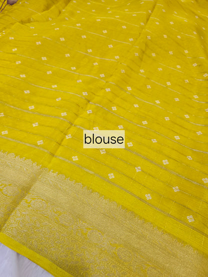 Pesara green color Saree un stiched blouse code SLS 296