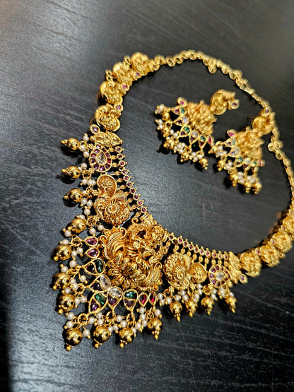 Neck set with earrings code SLS 442J