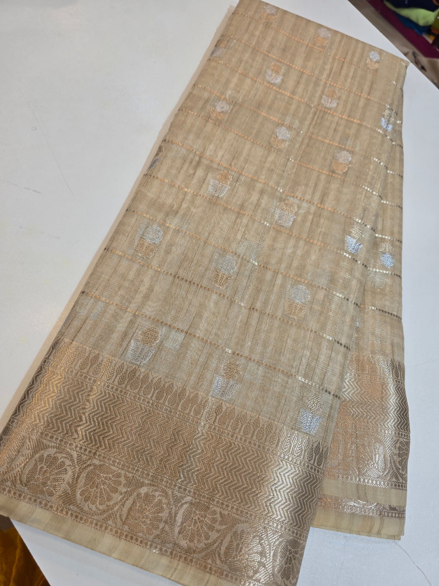 Saree un stiched blouse  code SLS 232