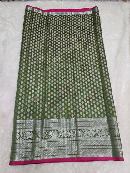 Saree un stiched blouse code SLS 640