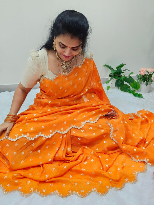 Saree  stiched blouse  ranning blouse (6.5 meters ) code SLS 195