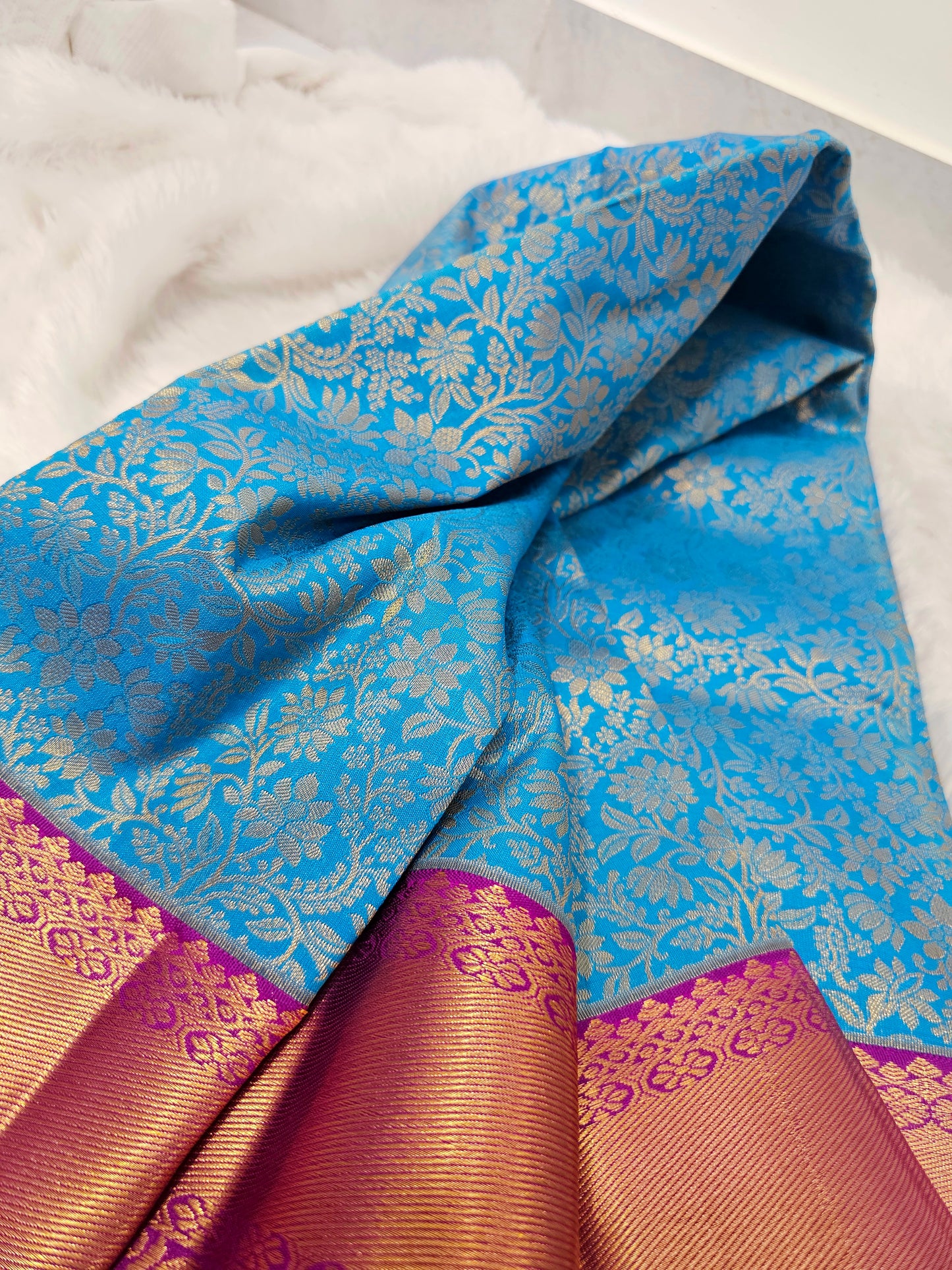 Saree un stiched blouse code SLS 574