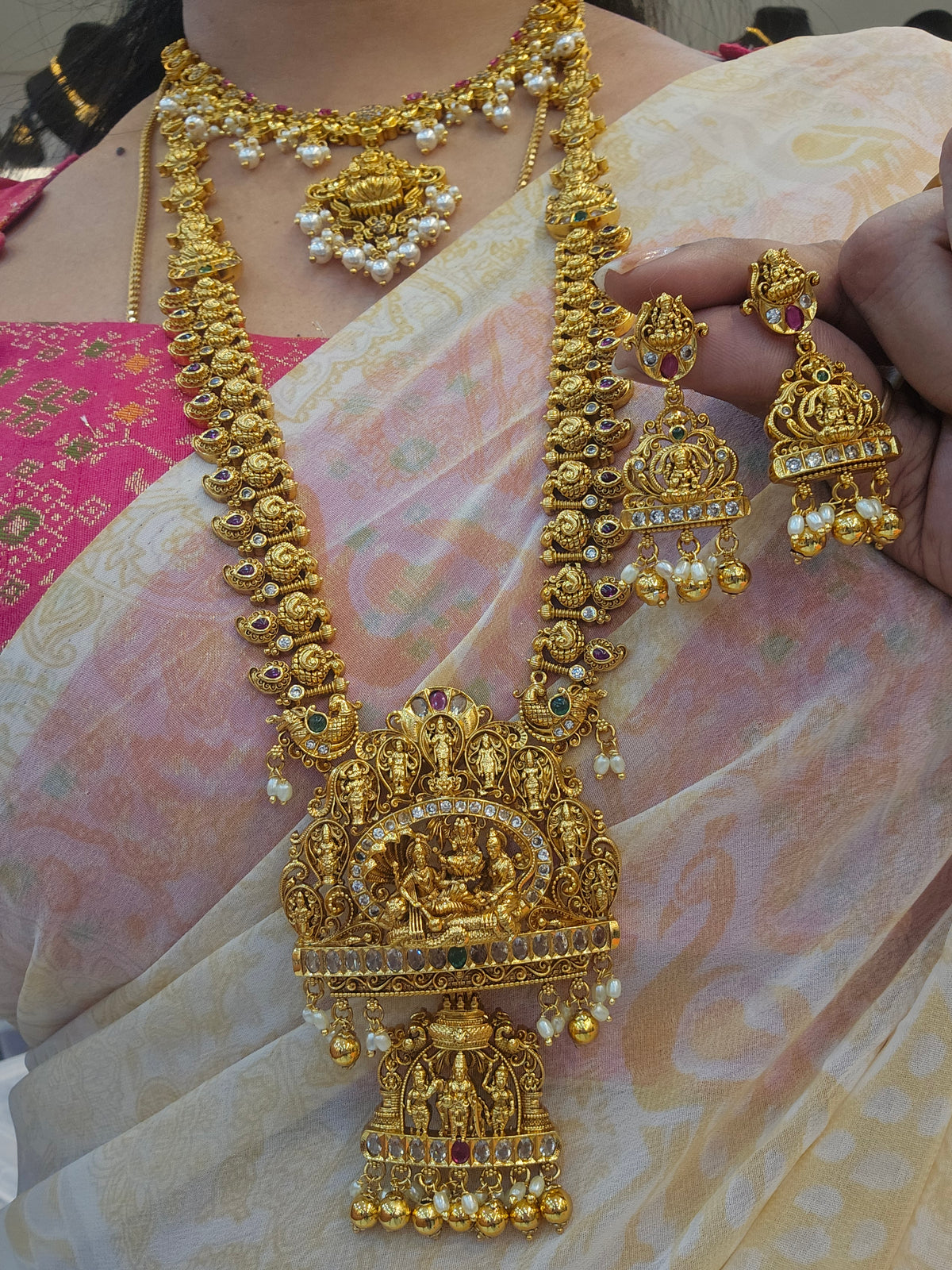 Long set with earinges code SLS 173J