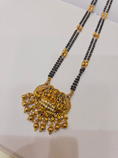 Long Black beads 248J