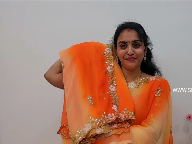 Saree with unstitched blouse - SLS78